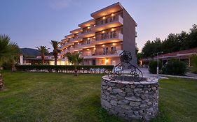 Hotel Sarti Beach