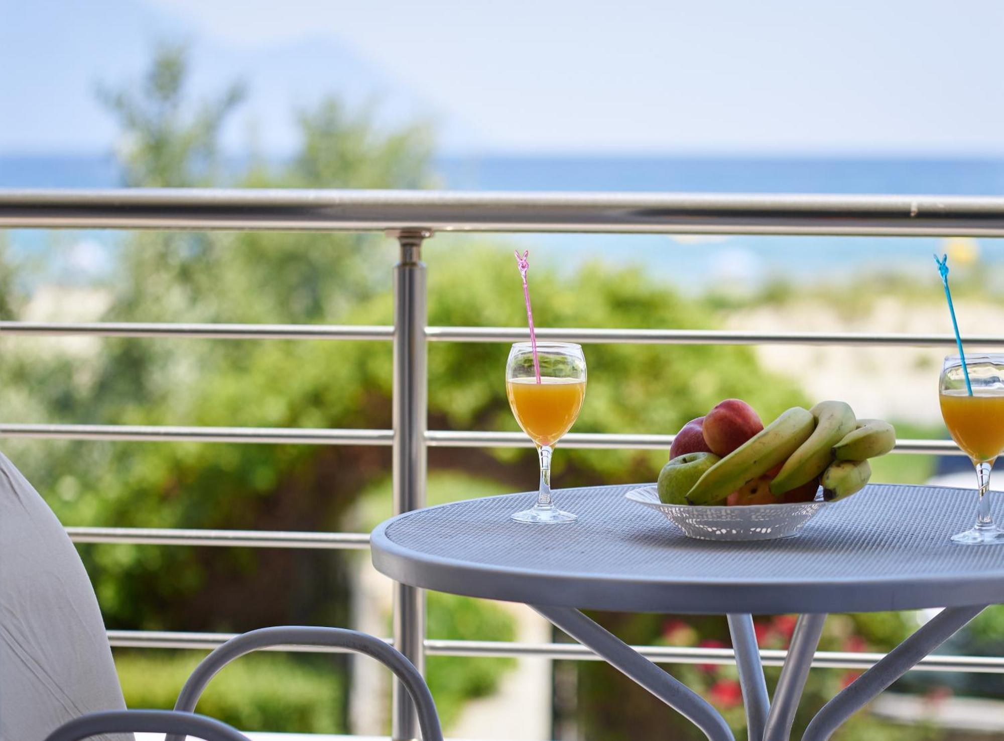 Hotel Sarti Beach Cameră foto